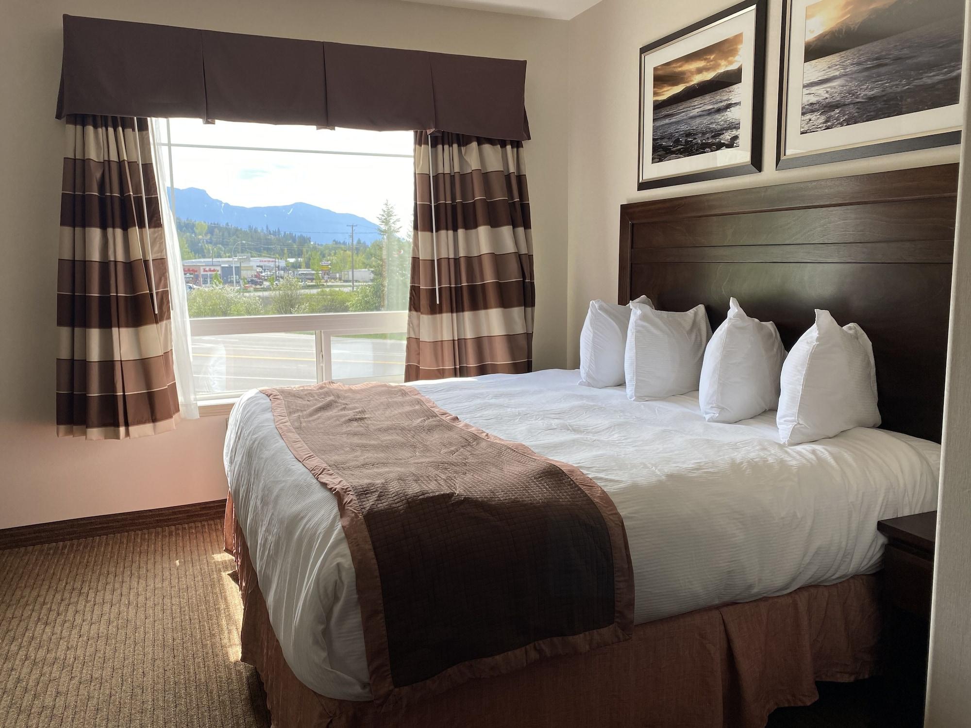 Ramada By Wyndham Hotel