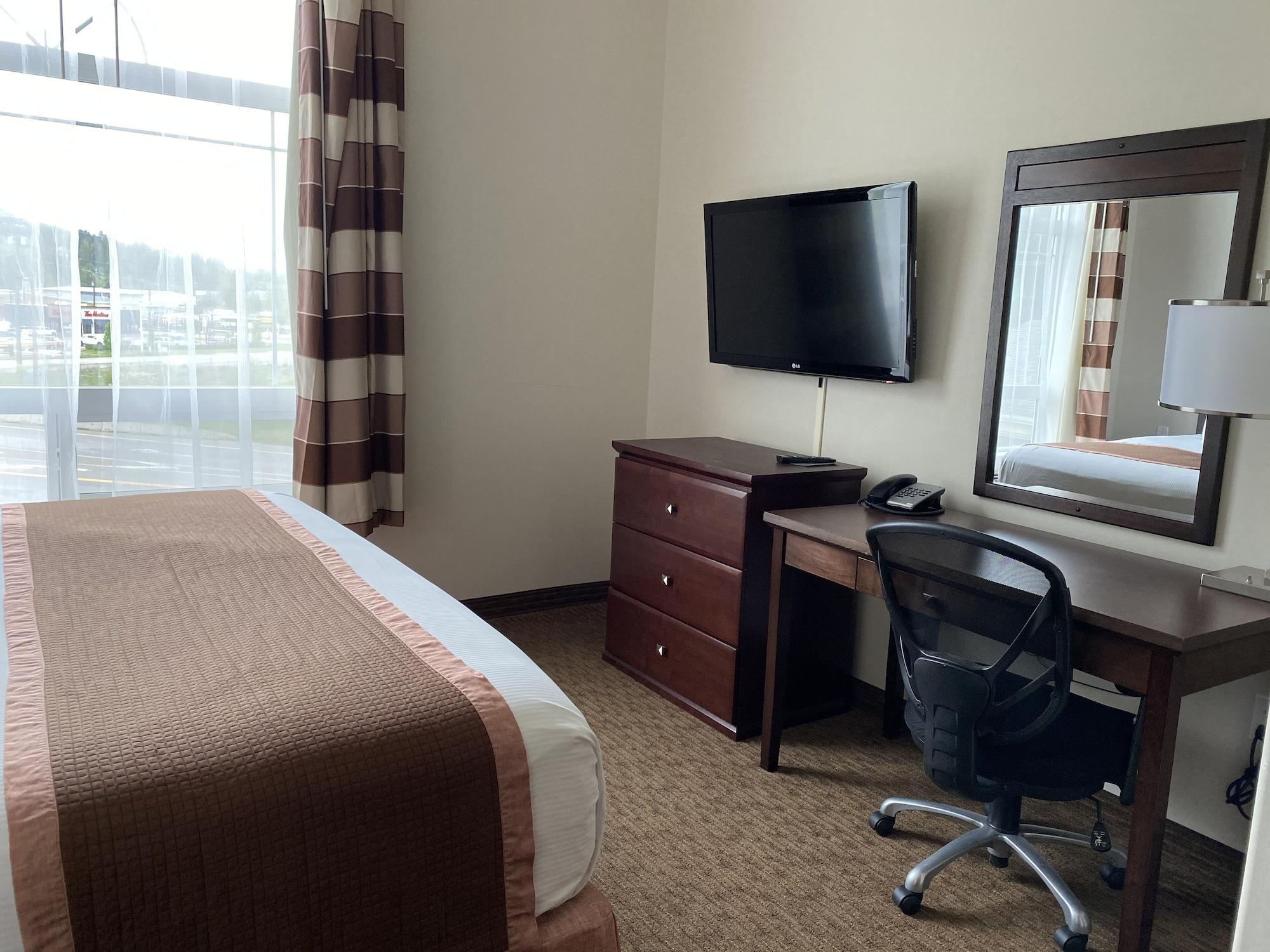 Ramada By Wyndham 3*
