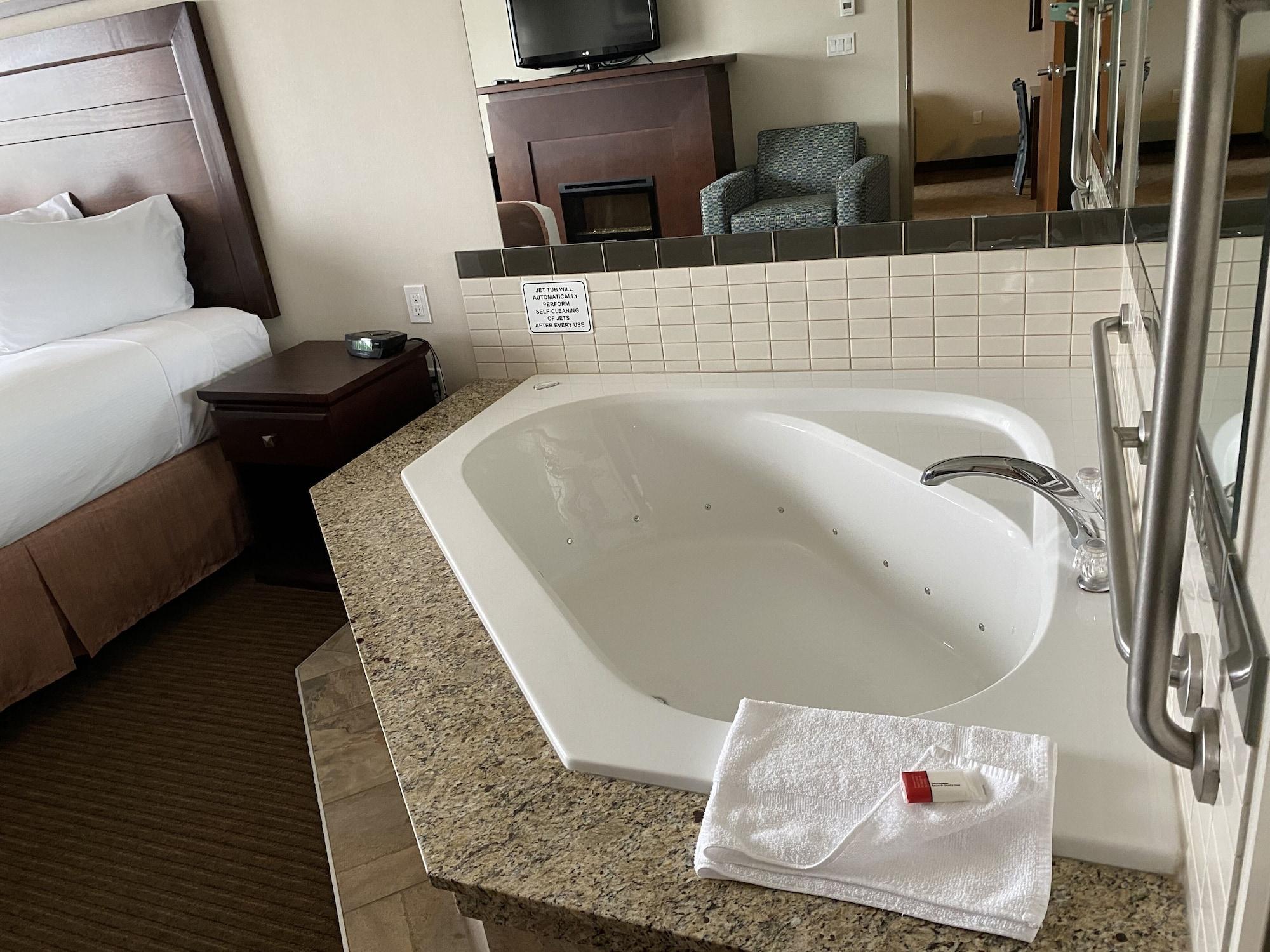 Ramada By Wyndham 3*