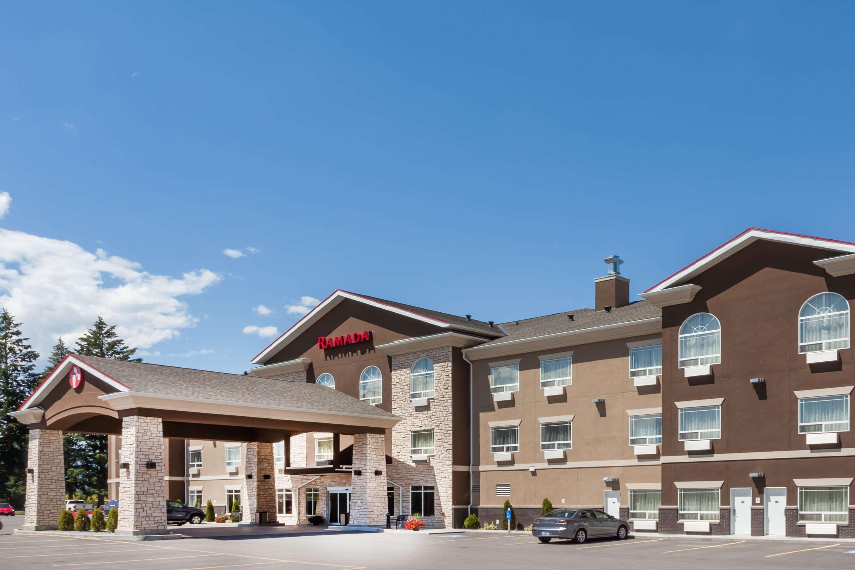Ramada By Wyndham Hotel 3*